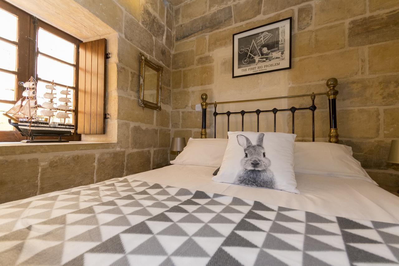 The Burrow Guest House Tarxien Luaran gambar
