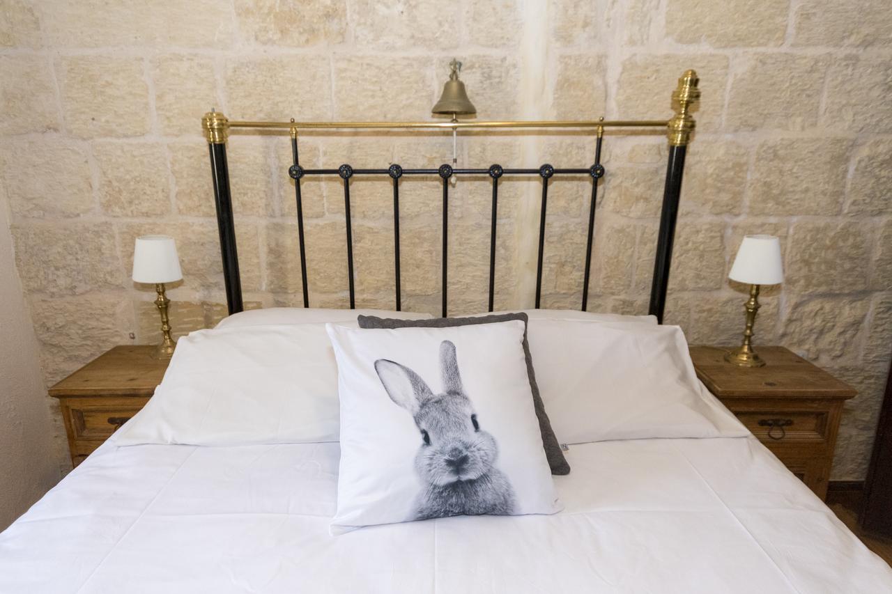 The Burrow Guest House Tarxien Luaran gambar